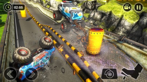 Chained Monster Truck Racing  Screenshot