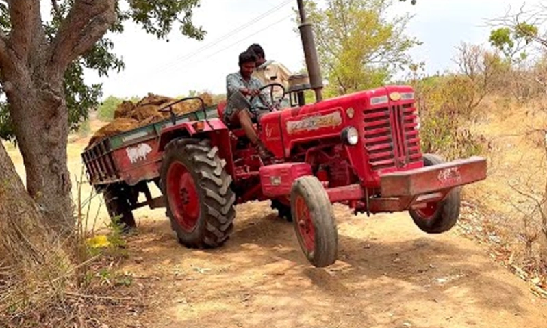Cargo Tractor Trolley Games 1.0.15 Screenshot